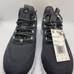 BRAND ADIDAS NEW  NO BOX  NARIO MORE  RUNNING WOMEN'S